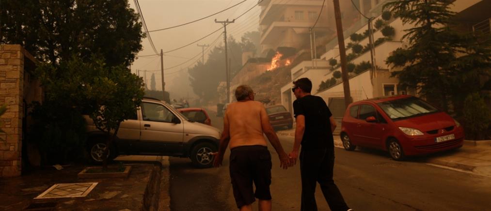 Φωτιά στην Βούλα: Οι ζημιές από την πύρινη κόλαση (εικόνες)