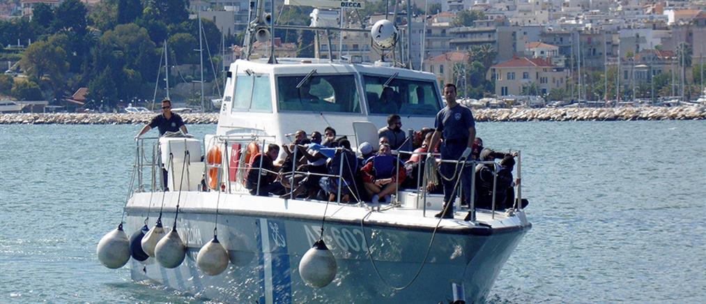 FAZ: Η ΕΕ επιθυμεί συντονισμό ελληνικής και τουρκικής ακτοφυλακής