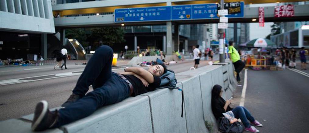 Συνεχίζονται οι διαδηλώσεις και οι αναταραχές στο Χονγκ-Κονγκ
