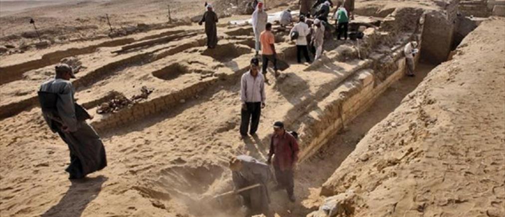 Πλοίο 4500 ετών βρέθηκε σε νεκρόπολη της Αιγύπτου