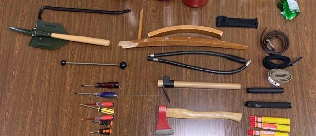 Μαρούσι: Οπαδοί με μαχαίρια, τσεκούρια και...αξίνες - Δεκάδες συλλήψεις (εικόνες)