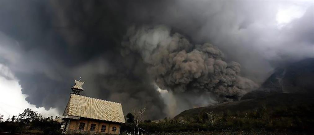 Τραγωδία με δεκάδες νεκρούς μετά από έκρηξη ηφαιστείου