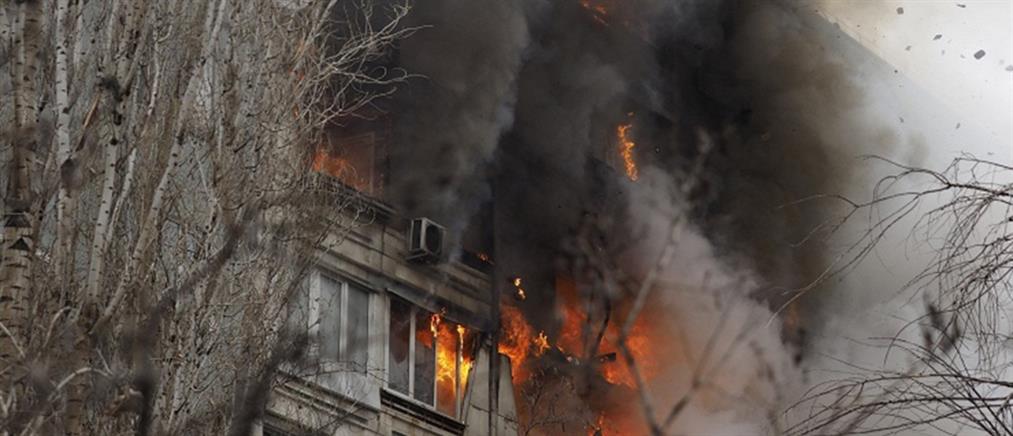 Ισχυρότατη έκρηξη σε κτιριακό συγκρότημα της Ρωσίας (Βίντεο)