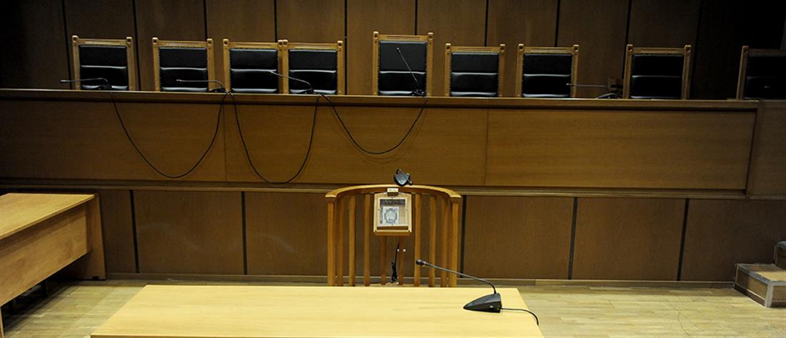 Υποκλοπές: Δήλωση 16 Καθηγητών Συνταγματικού Δικαίου για την παρέμβαση Ντογιάκου