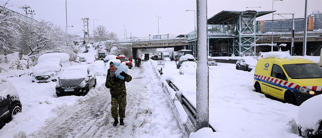 Χιόνια - Αττική Οδός - Στρατός - βοήθεια