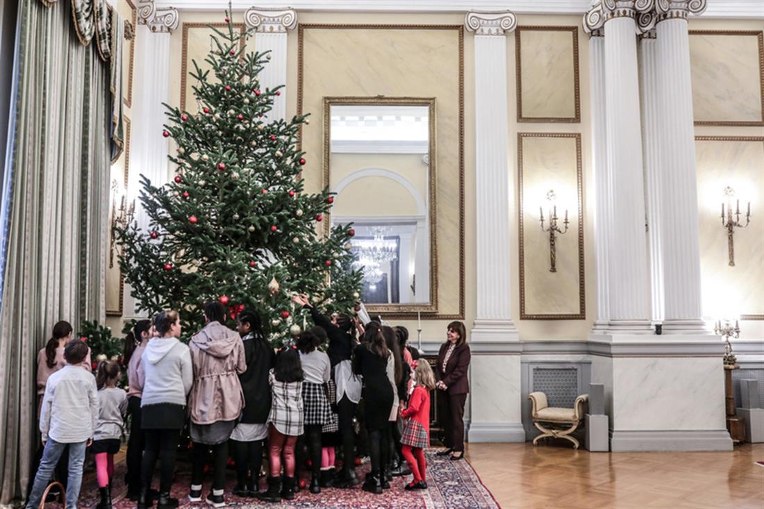στολισμός - χριστουγεννιάτικο δέντρο - Προεδρικό Μέγαρο