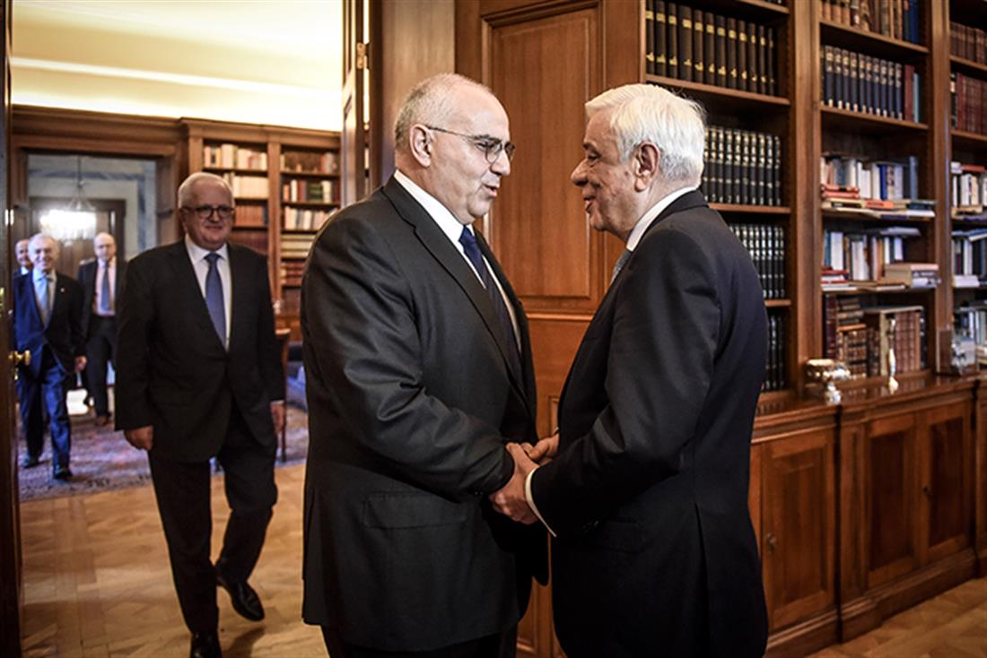 Πρ. Παυλόπουλος - συνάντηση - ελληνική ένωση τραπεζών
