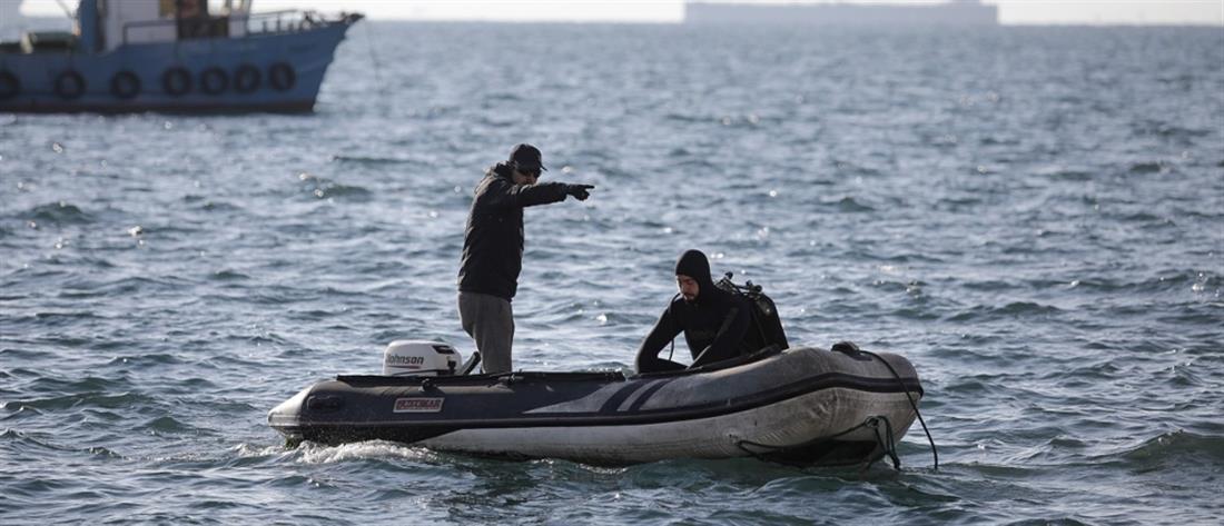 Θεσσαλονίκη: Αυτοκίνητο έπεσε στη θάλασσα (εικόνες)