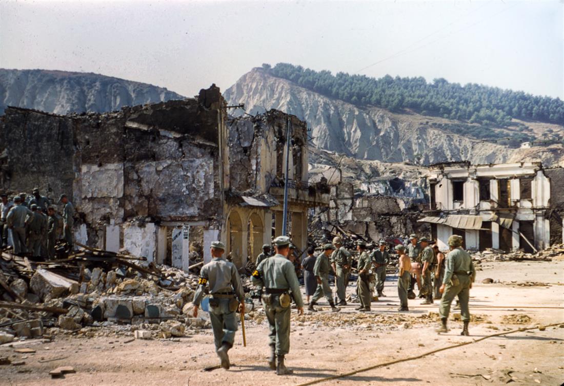 Ζάκυνθος - Σεισμός 1953 - Τζέιμς Μπέικερ