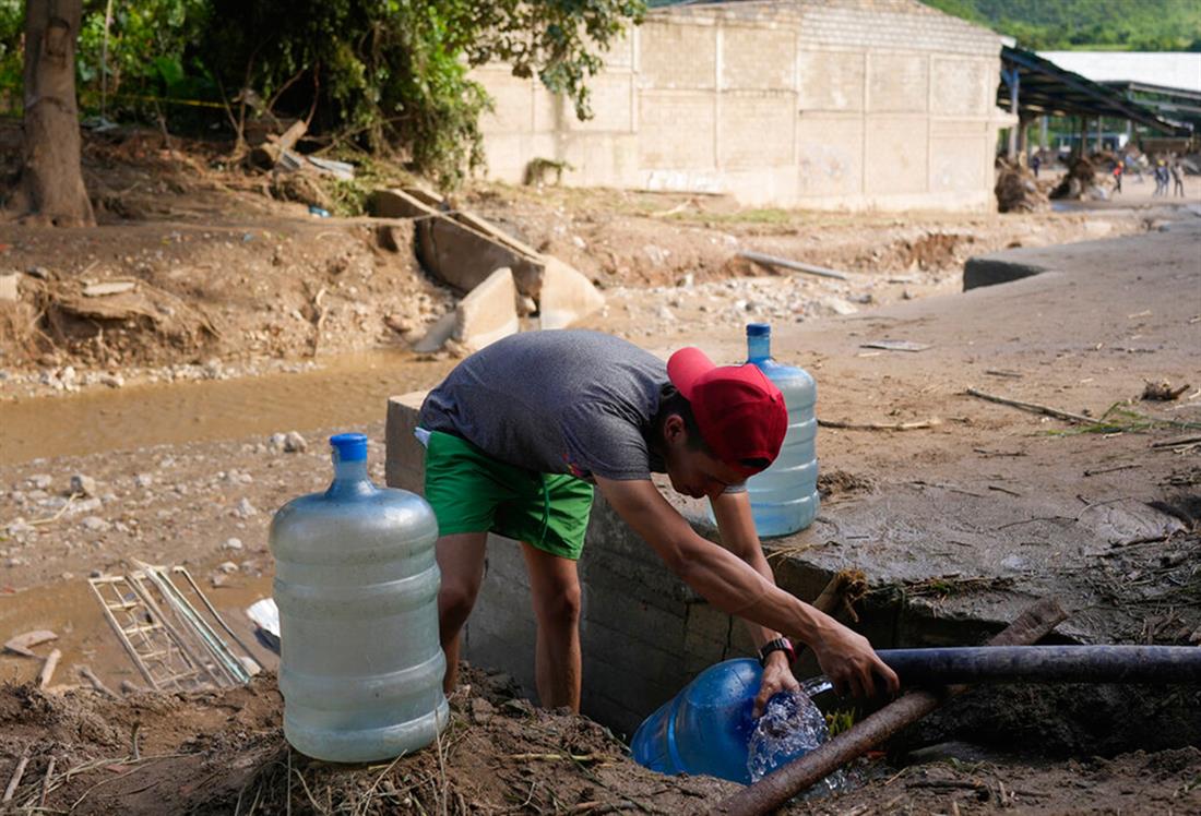 Βενεζουέλα - κατολισθήσεις - πλημμύρες