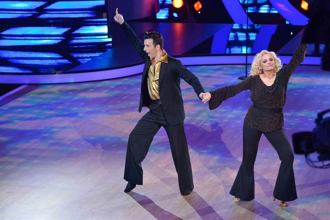 DANCING WITH THE STARS - DWTS - 5ο Live