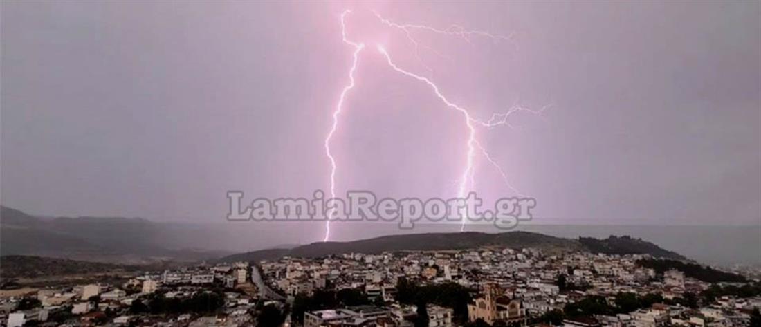 Καιρός: καταστροφικό χαλάζι στην Κοζάνη, κεραυνοί στη Λαμία (εικόνες)
