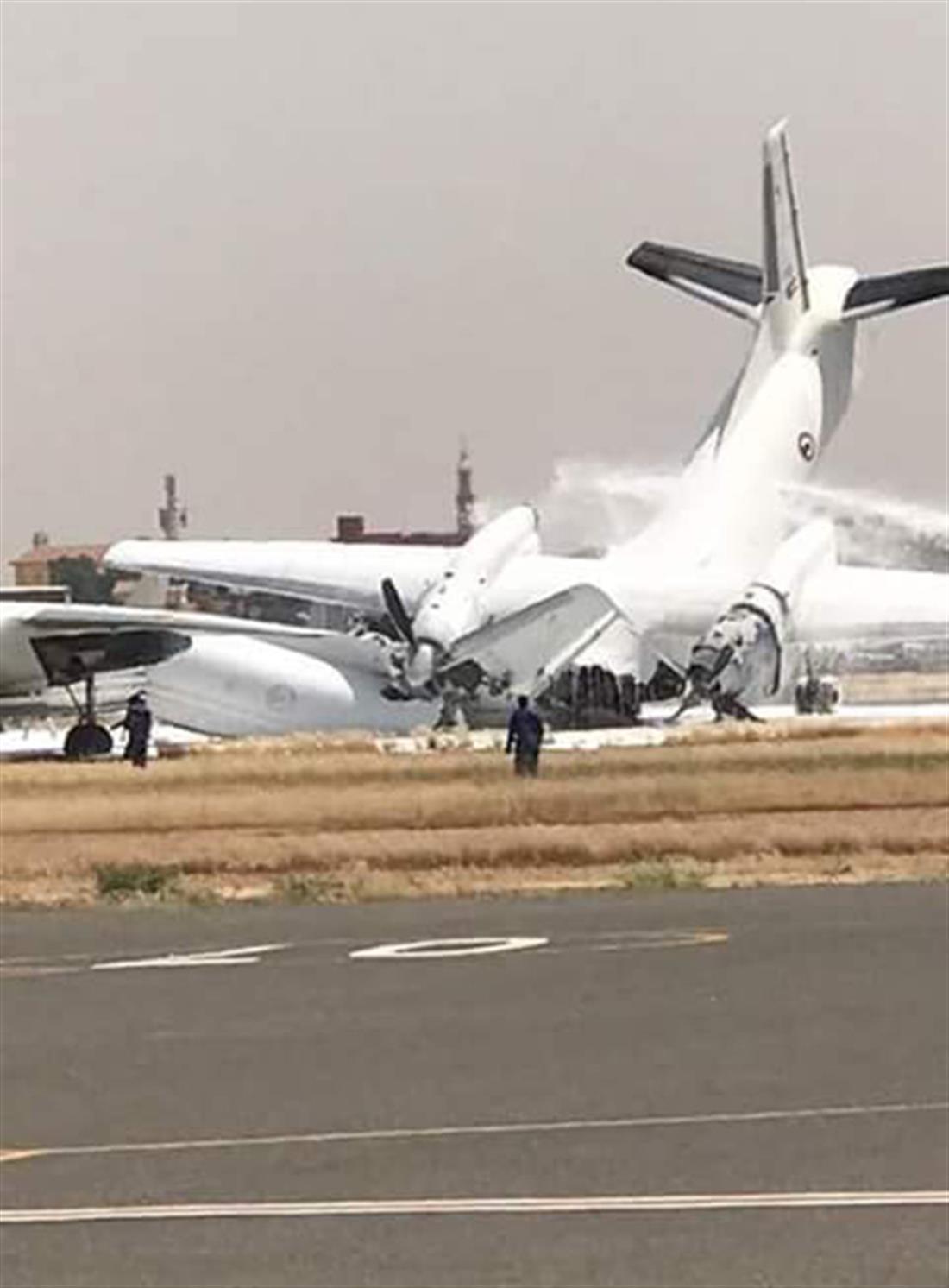 Σύγκρουση  - αεροσκάφη - βίντεο - αεροδρόμιο - Σουδάν