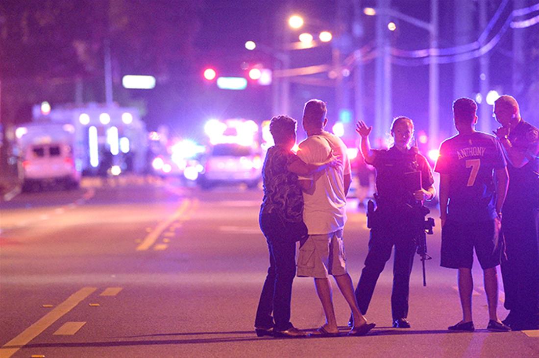 AP - Ορλάντο - Φλόριντα - πυροβολισμοί - γκέι μπαρ - gay bar - Pulse