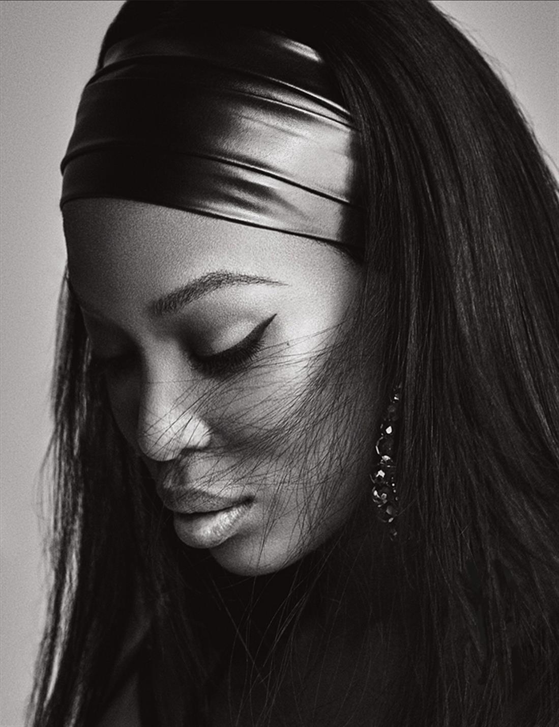 Lui Magazine October 2015 - Naomi Campbell - φωτογράφιση - Οκτώβριος