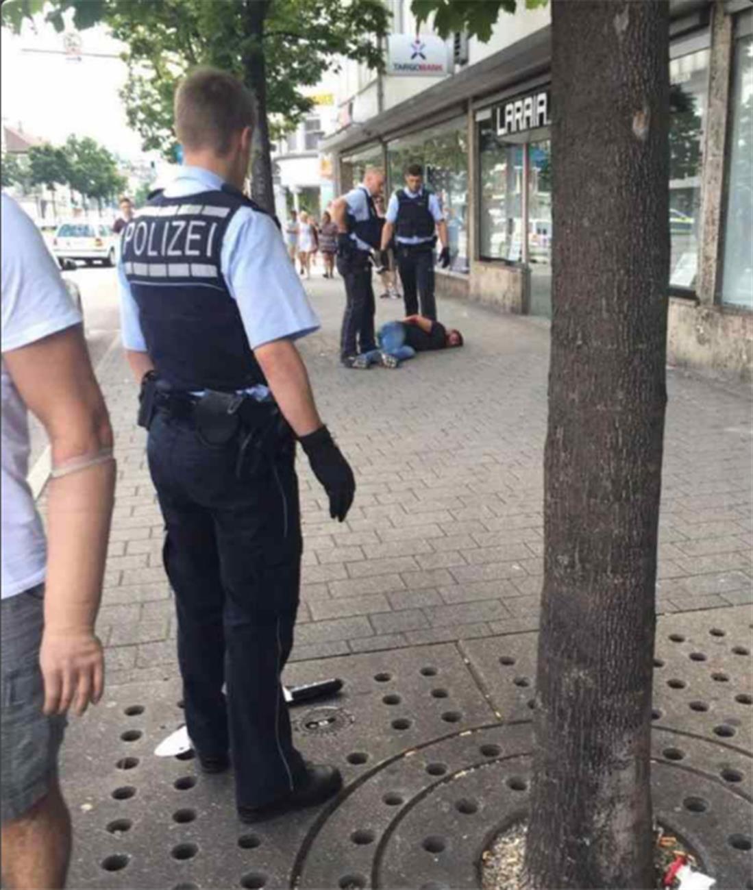 Reutlingen - αστυνομικός - Γερμανία - δολοφόνος