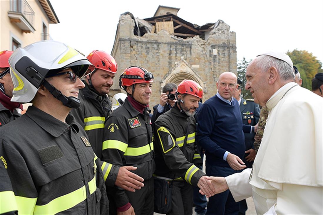 AP - πάπας Φραγκίσκος - επίσκεψη - Αματρίτσε - Ιταλία