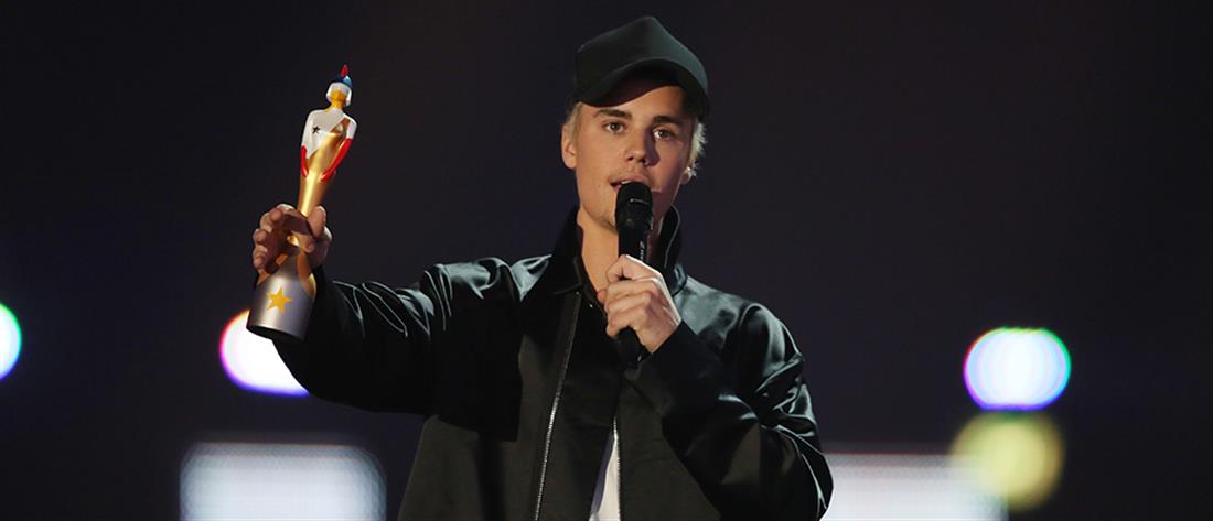 AP - Brit Awards - Justin Bieber  - Τζάστιν Μπίμπερ - βραβείο