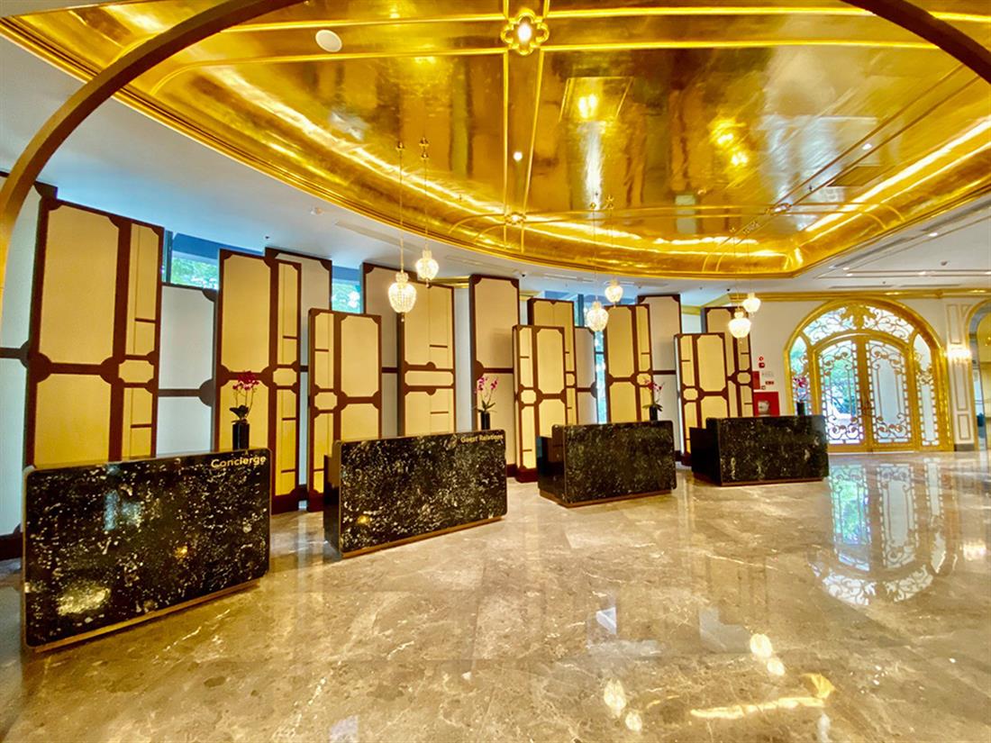 Βιετνάμ - ξενοδοχείο - χρυσές μπανιέρες - χρυσές λεκάνες