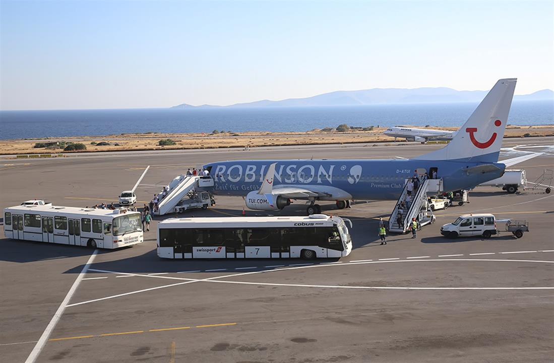 Κρήτη - Ηράκλειο - αεροδρόμιο - πρώτη πτήση