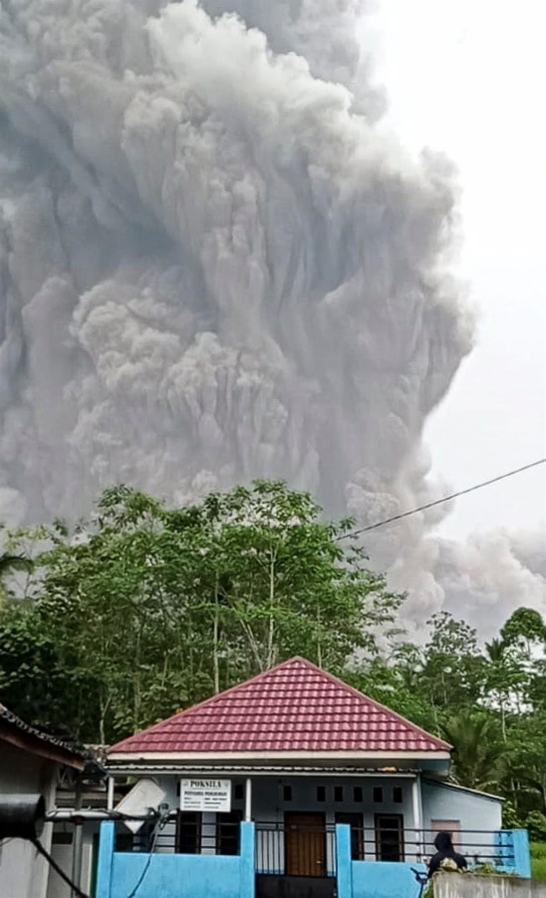 Ινδονησία - ηφαίστειο Σεμέρου