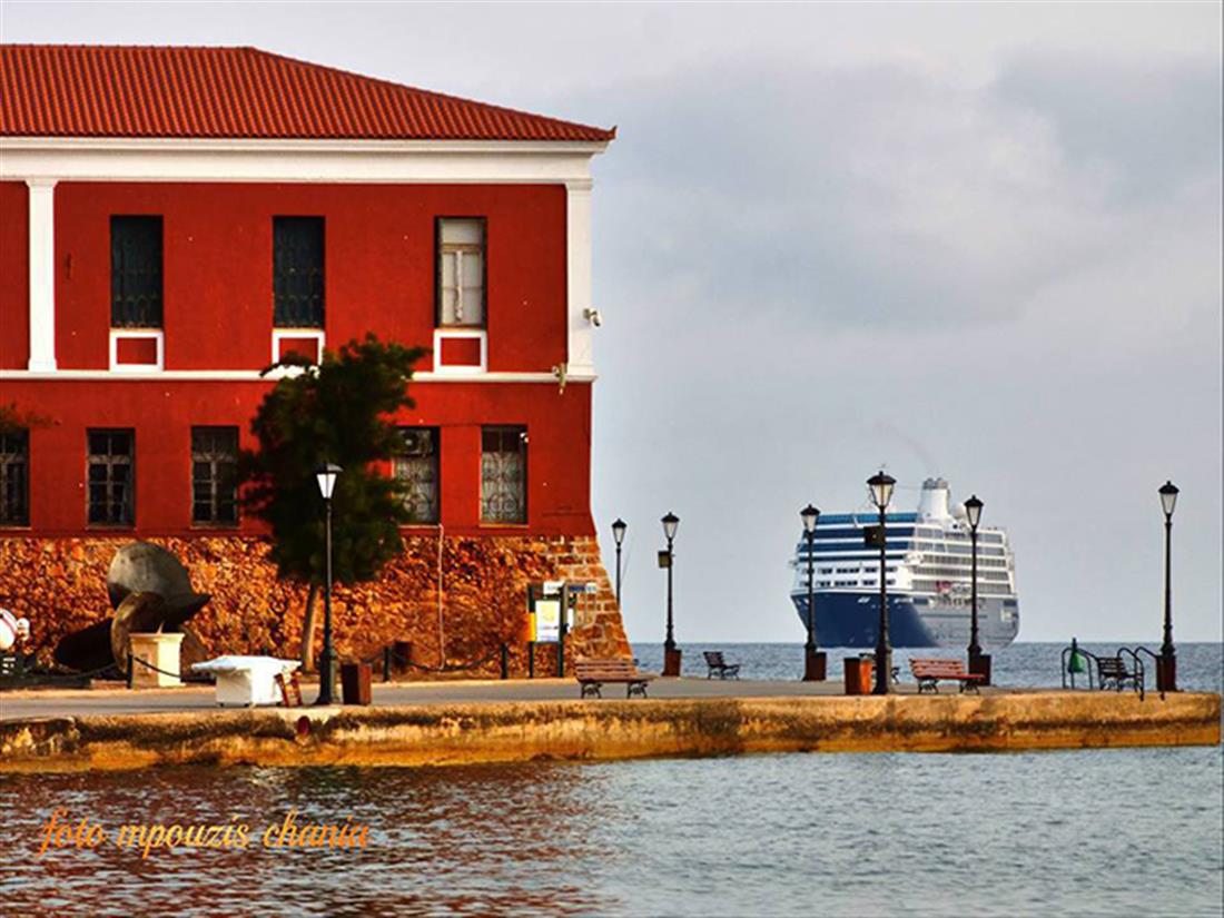 κρουαζιερόπλοιο - Azamara Journey - Ενετικό Λιμάνι - Χανιά