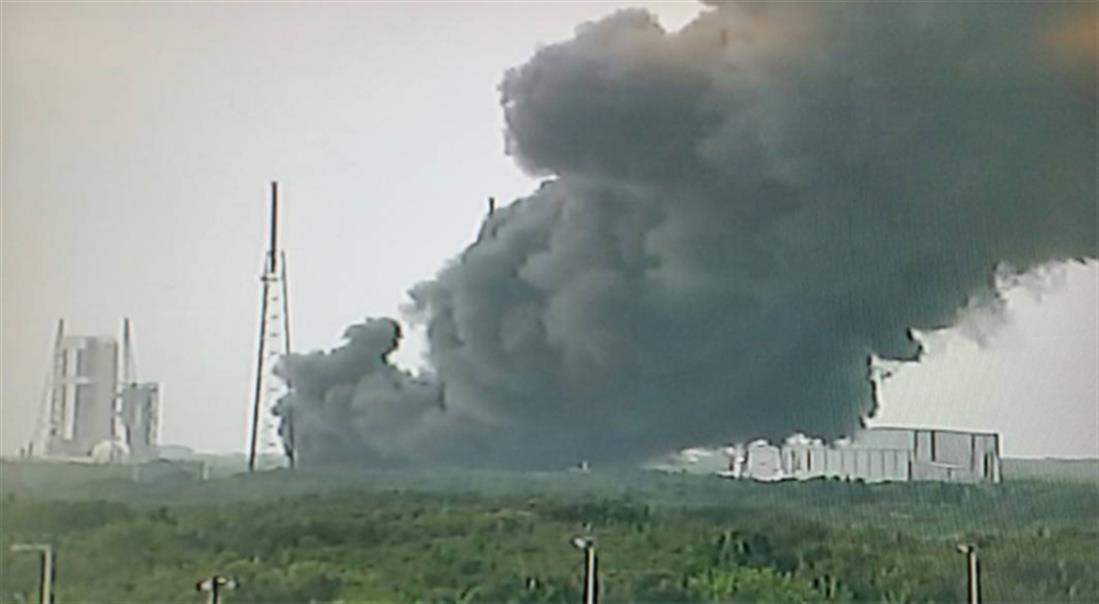 Έκρηξη - Ακρωτήριο Κανάβεραλ - SpaceX