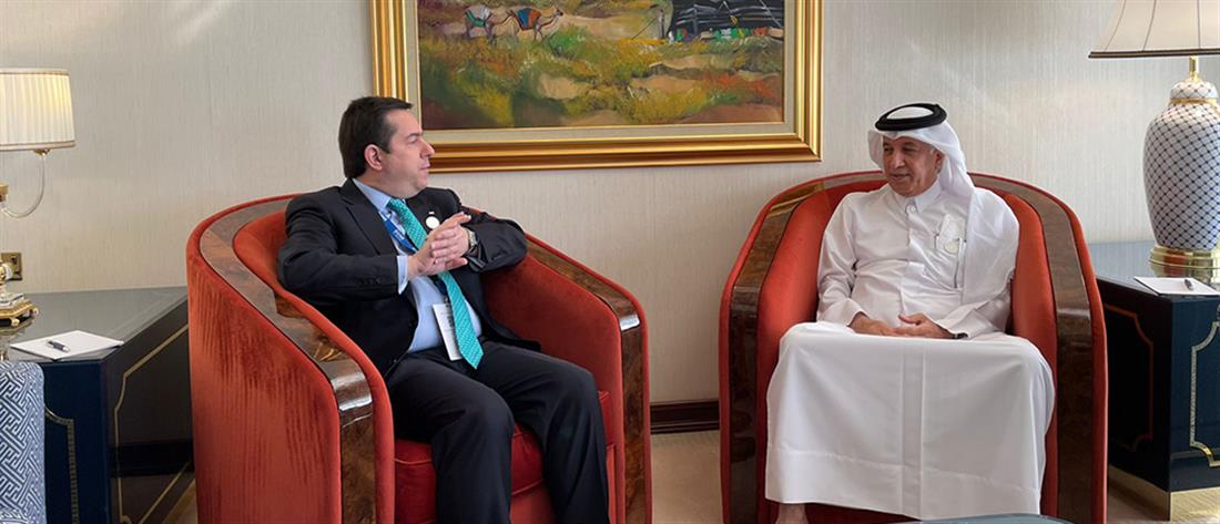 Συνάντηση Μηταράκη με τον αναπληρωτή υπουργό Εξωτερικών του Κατάρ