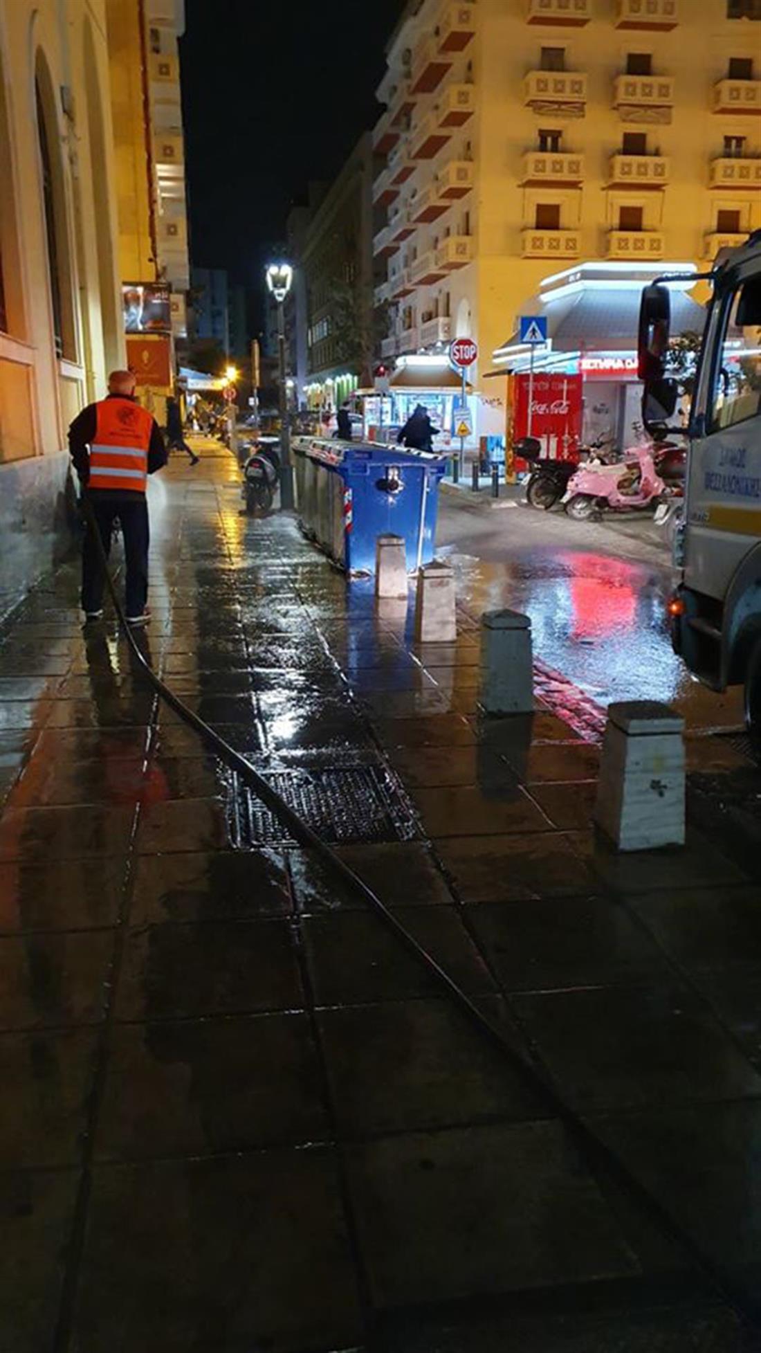 Θεσσαλονίκη - καθαρισμός δρόμων