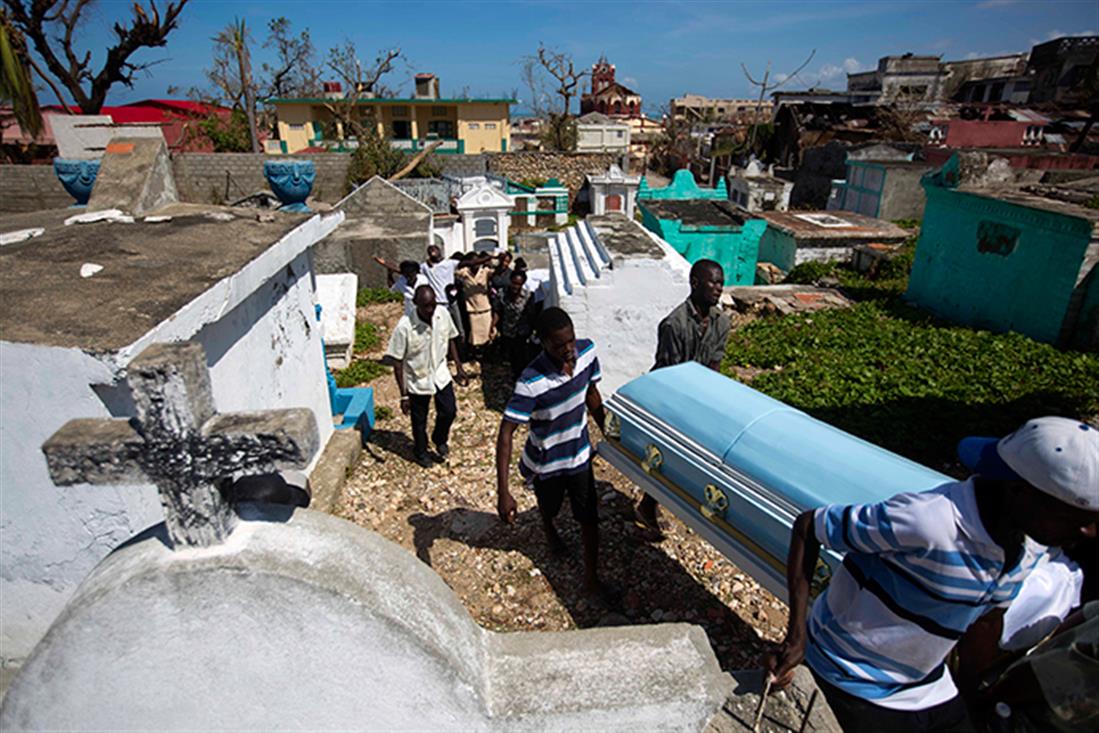 AP - Αϊτή - καταστροφές - τυφώνας - Μάθιου