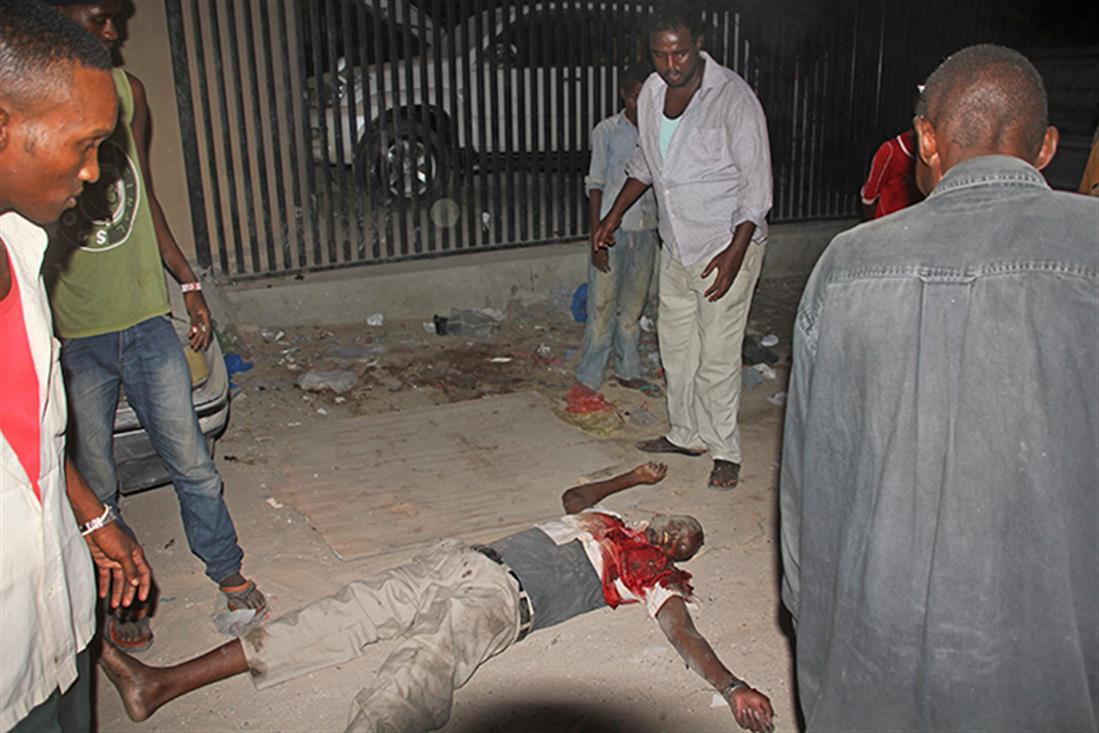 AP - έκρηξη - ξενοδοχείο - Σομαλία