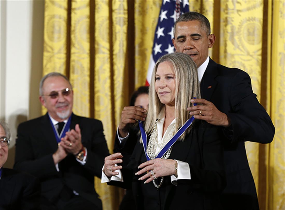 AP - ΗΠΑ - Λευκός Οίκος - Μπάρακ Ομπάμα - Στίβεν Σπίλμπεργκ - τελετή - Μπάρμπρα Στρέιζαντ - Μετάλλιο της Ελευθερίας