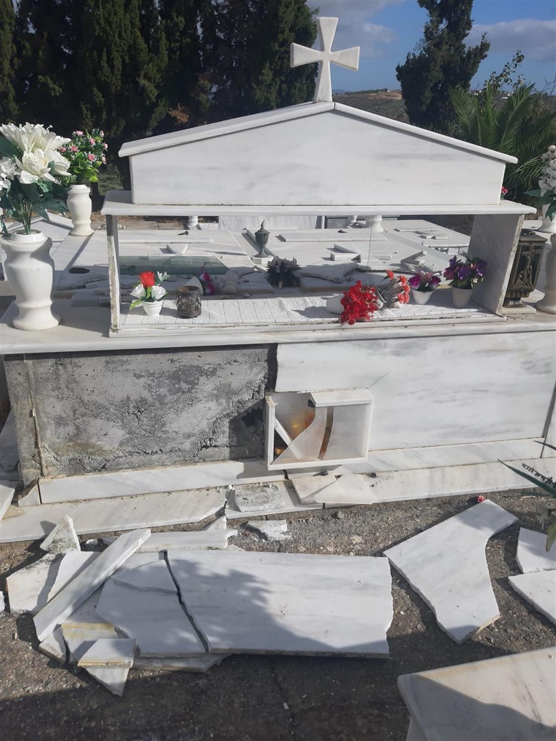 κοιμητήριο - Δήμος Μινώα Πεδιάδος - σεισμός - ζημιές