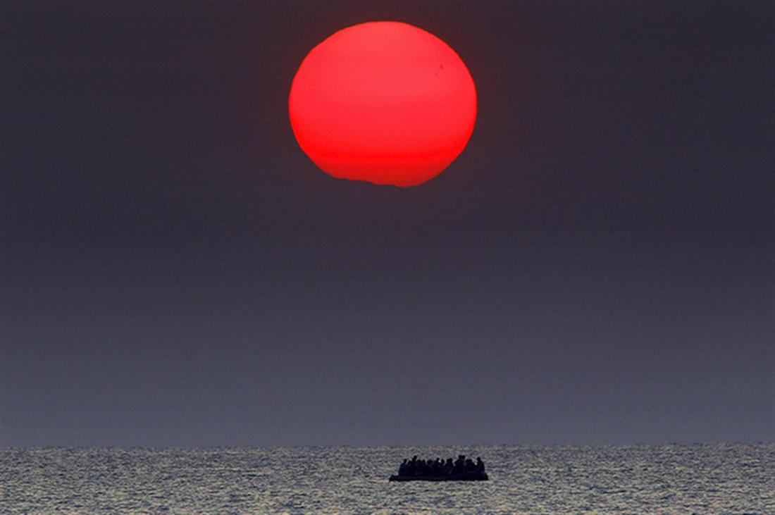 Γιάννης Μπεχράκης - φωτογράφος - 2015 - Guardian