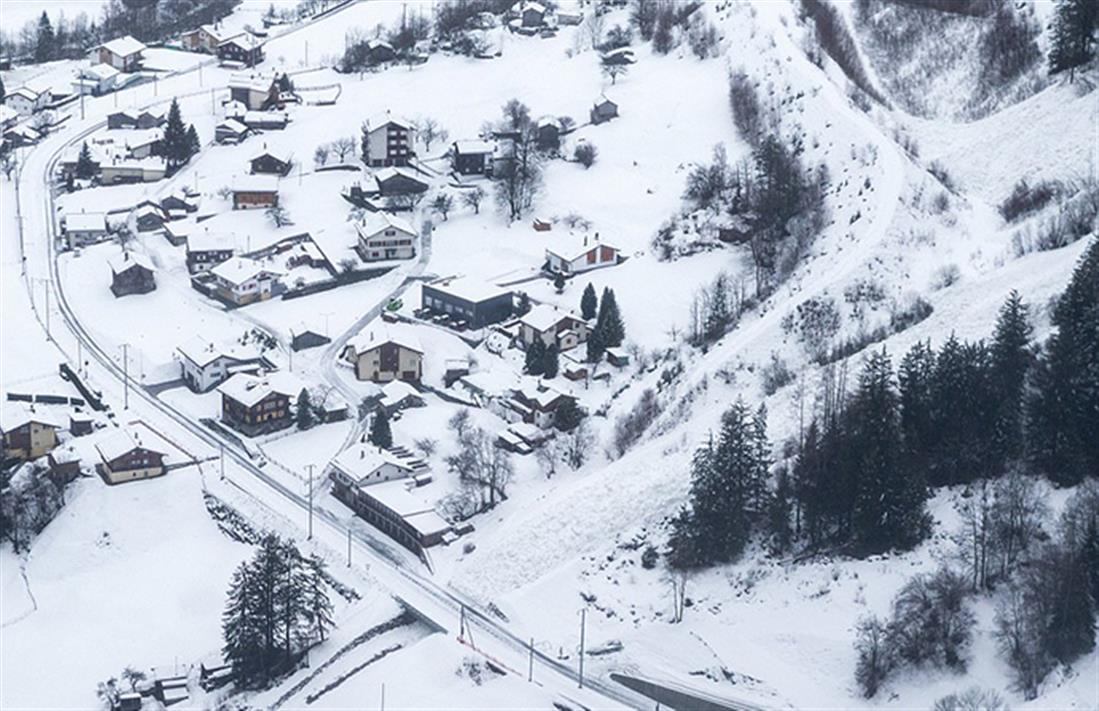 Εγκλωβισμένοι - χιονοδρομικό - Άλπεις