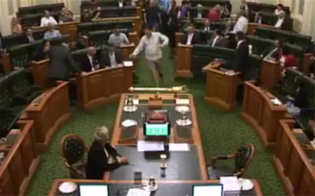 Αυστραλία - βουλευτές - Κοινοβούλιο - σορτς