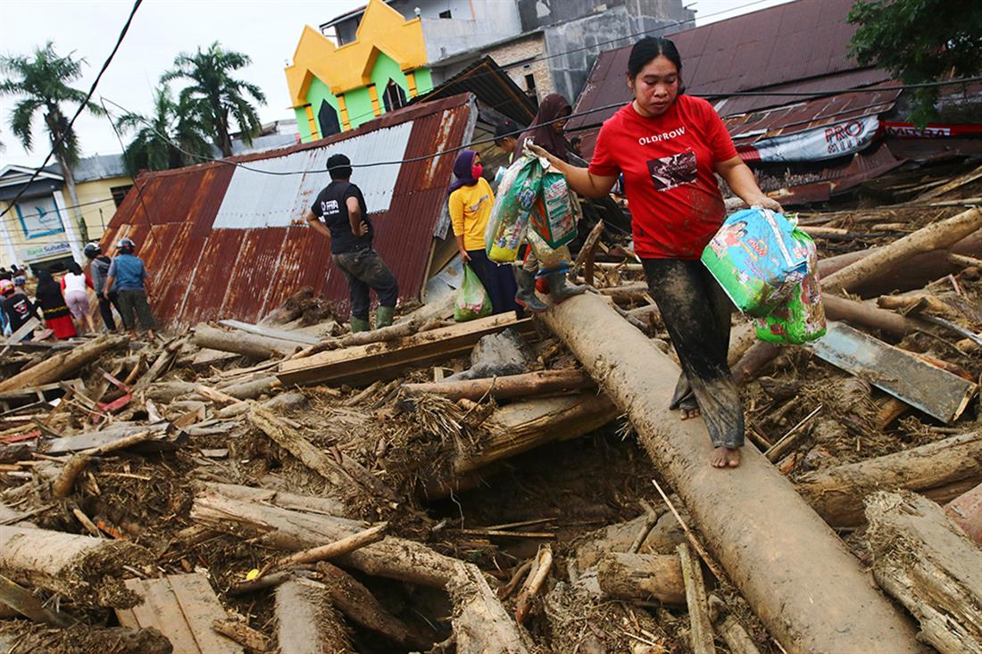 AP - πλημμύρες - Ινδονησία