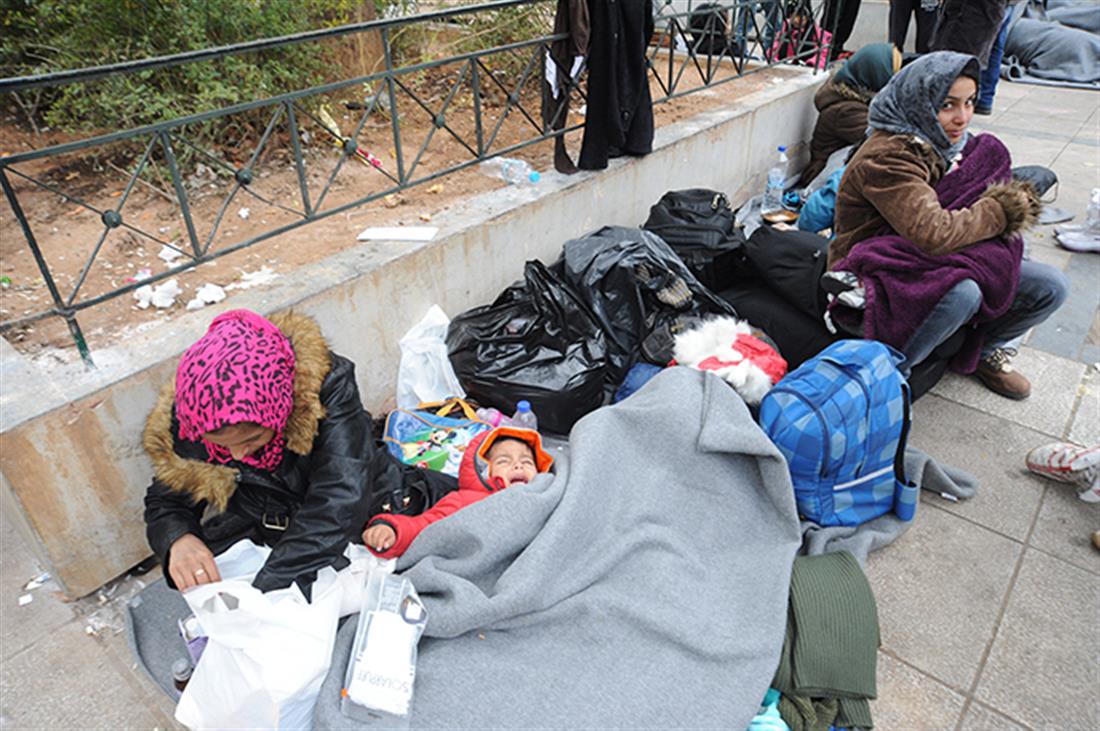 Αφγανοί - πρόσφυγες - Αθήνα - Πλατεία Βικτωρίας