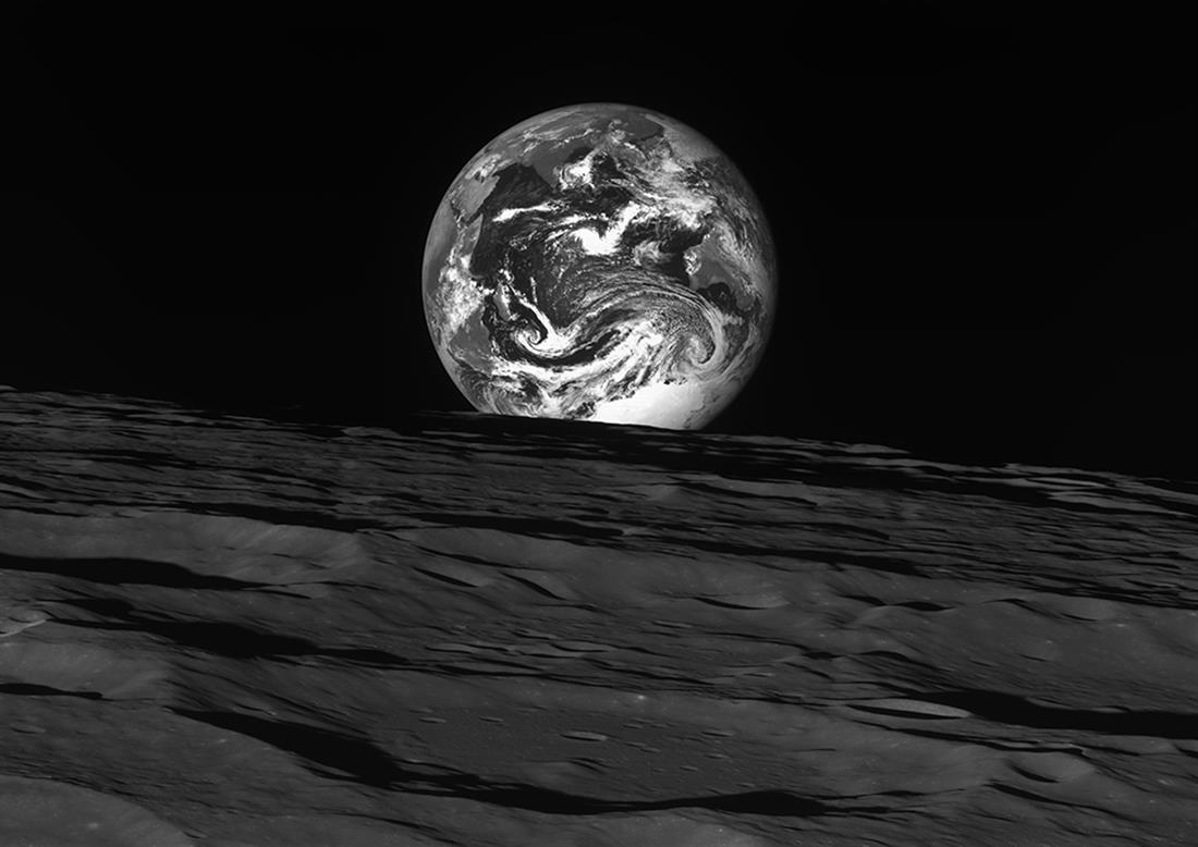 Γη από τη Σελήνη - σκάφος Danuri