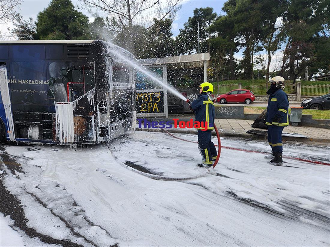 Φωτιά- αστικό λεωφορείο - Θεσσαλονίκη