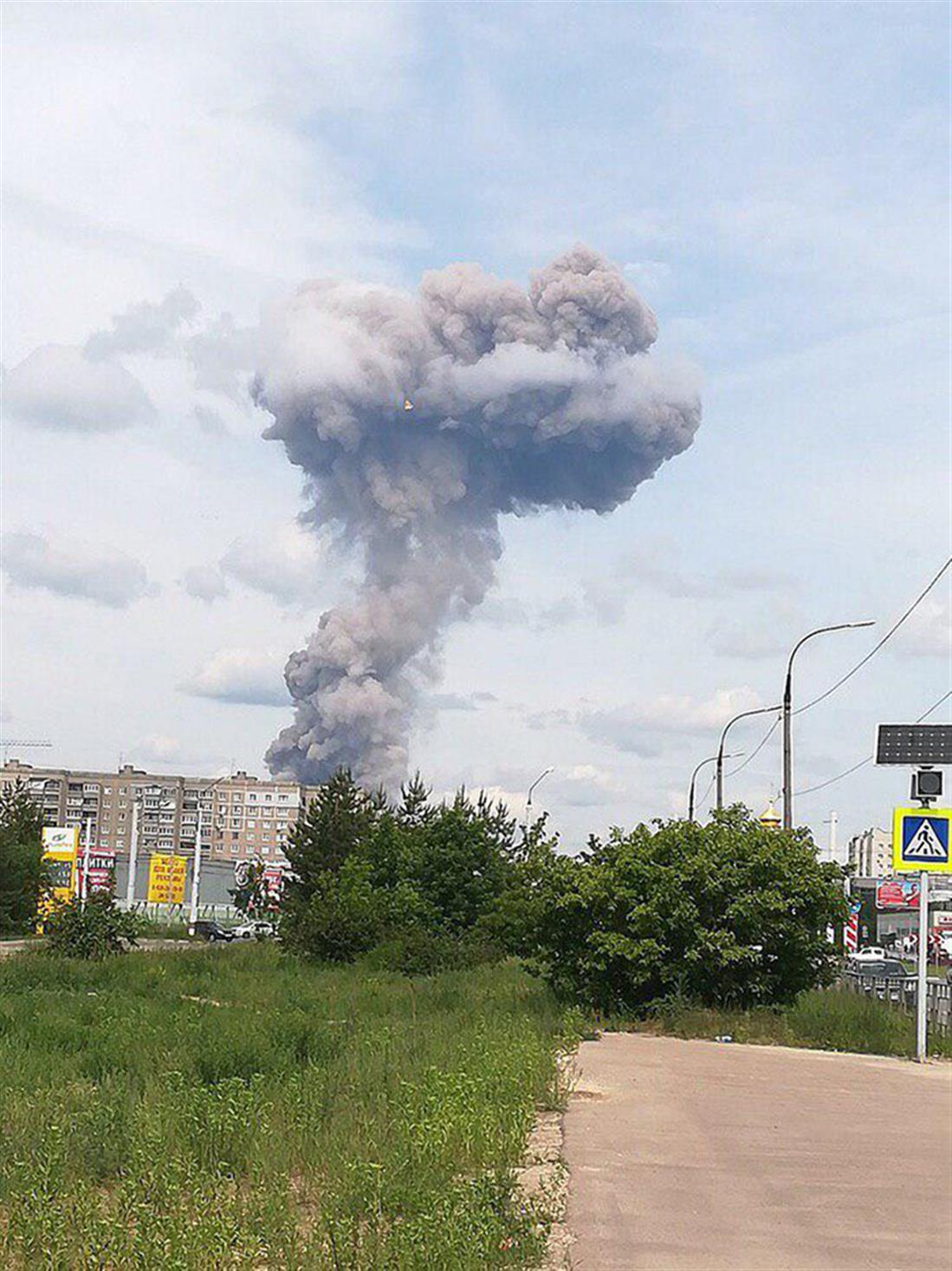 Εκρήξεις - εργοστάσιο παραγωγής εκρηκτικών - Ντζερζίνσκ - Ρωσία