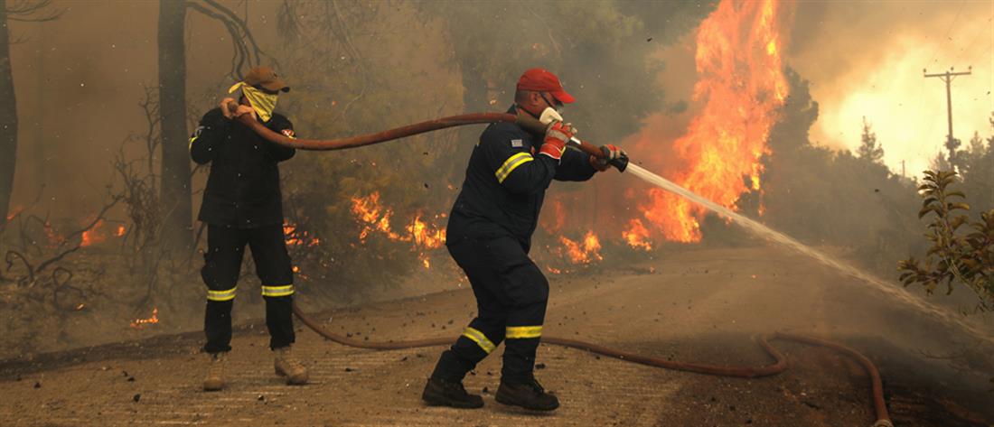Φωτιές: το “ευχαριστώ” Μητσοτάκη στους Ρουμάνους πυροσβέστες