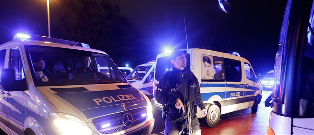 AP - Αννόβερο - αγώνας - Γερμανία - Ολλανδία - εκκένωση - αστυνομία - γήπεδο