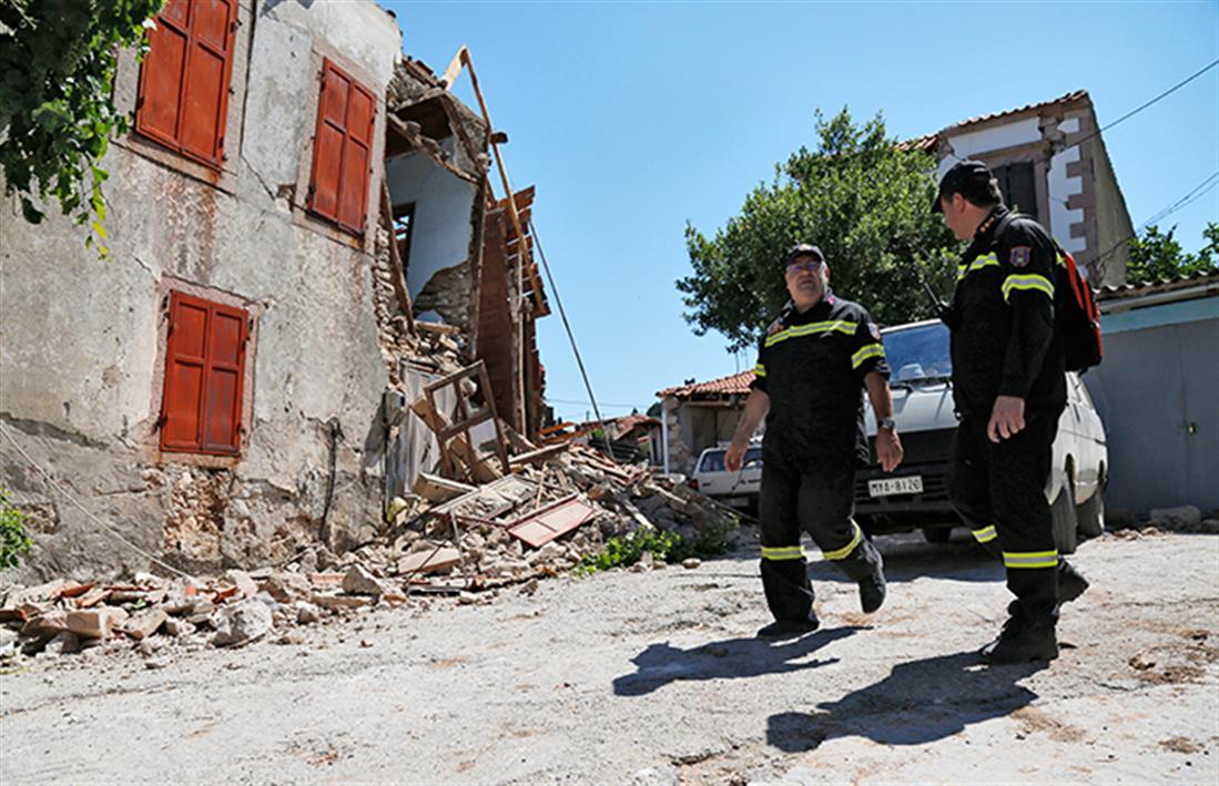 Βρίσα - χωριό - Λέσβος - καταστροφές - σεισμός