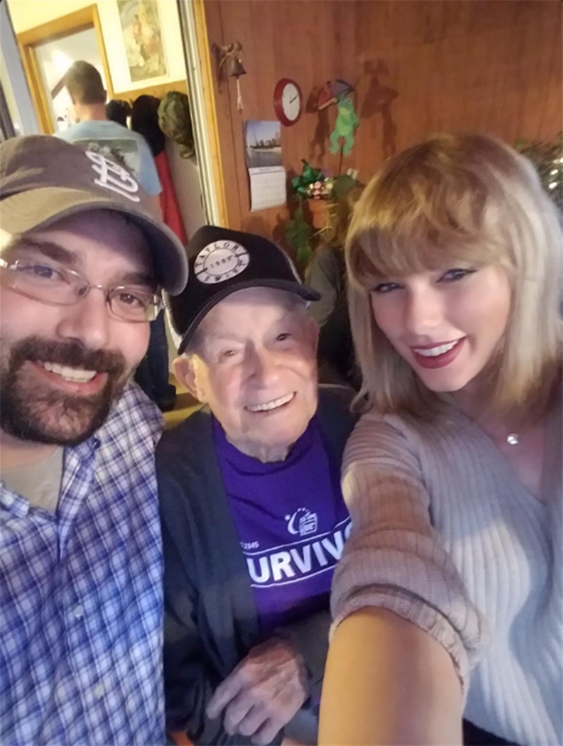Έκπληξη - Taylor Swift - θαυμαστής - 96χρονος