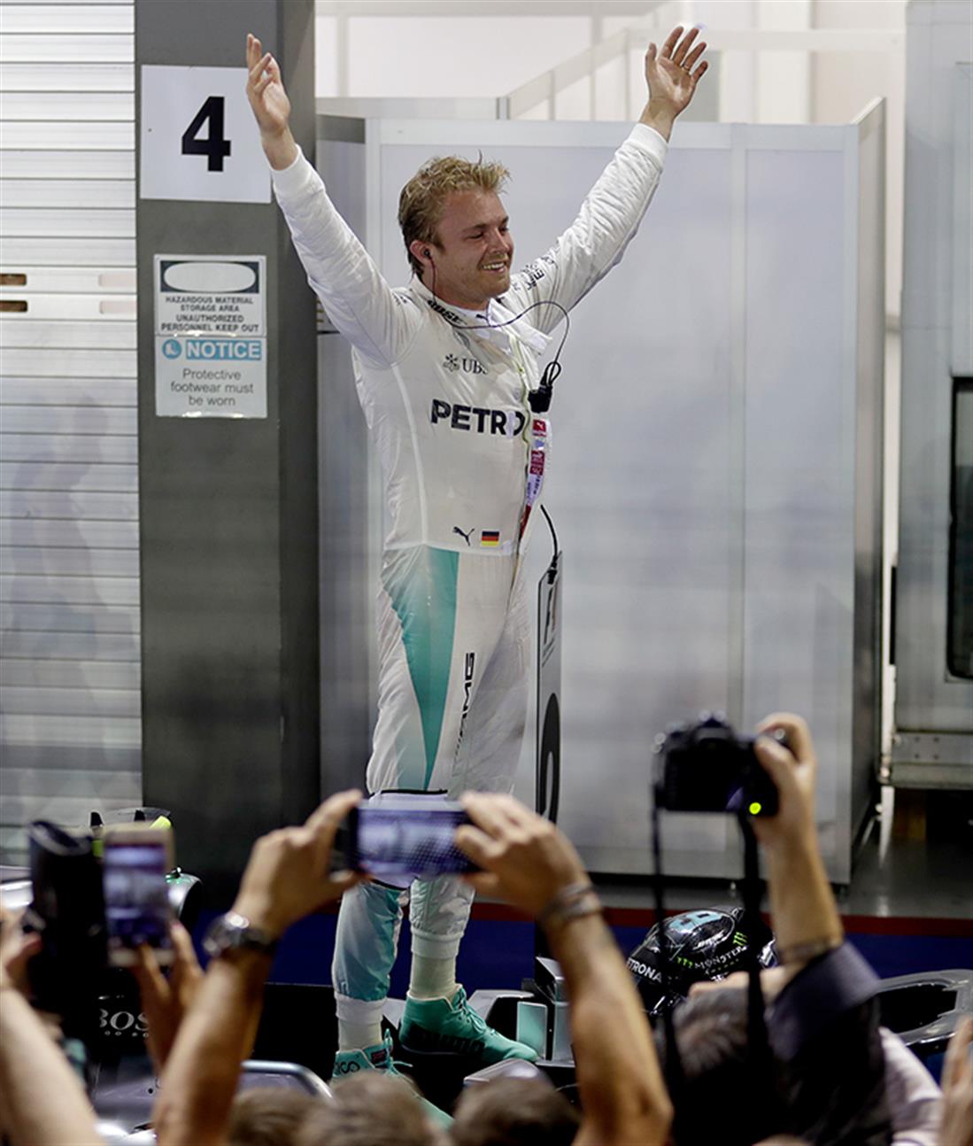 AP - Nico Rosberg - Νίκο Ρόσμπεργκ - Φόρμουλα 1 - Σιγκαπούρη