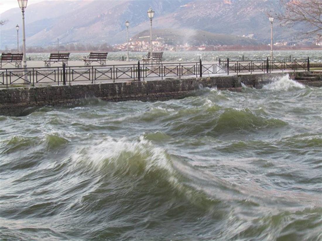 Ιωάννινα - λίμνη - Παμβώτιδα - κακοκαιρία - ισχυροί άνεμοι