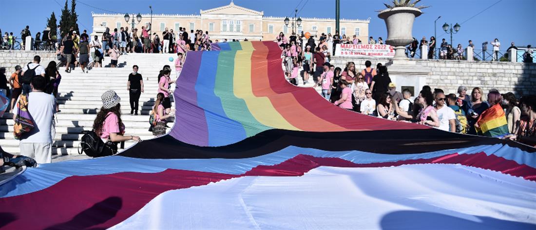 Athens Pride: πολιτικοί δίνουν το “παρών” στο φεστιβάλ υπερηφάνειας (εικόνες)