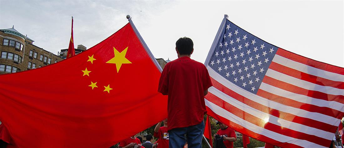 ΗΠΑ - Ουάσιγκτον - σημαίες - Κίνα