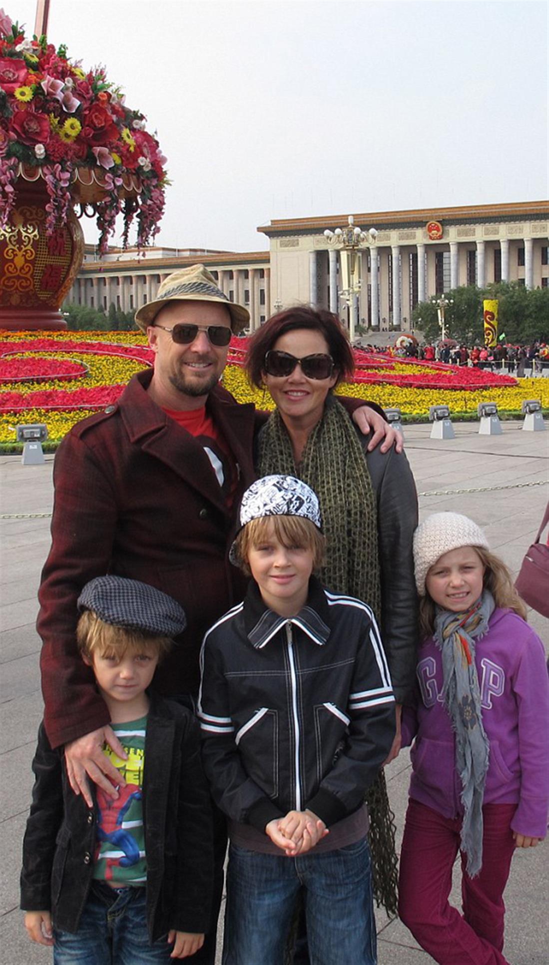 Γονείς - παιδιά - πτήση MH17 - Άντονι Μάσλιν - Μάριτ Νόρις - Ουκρανία